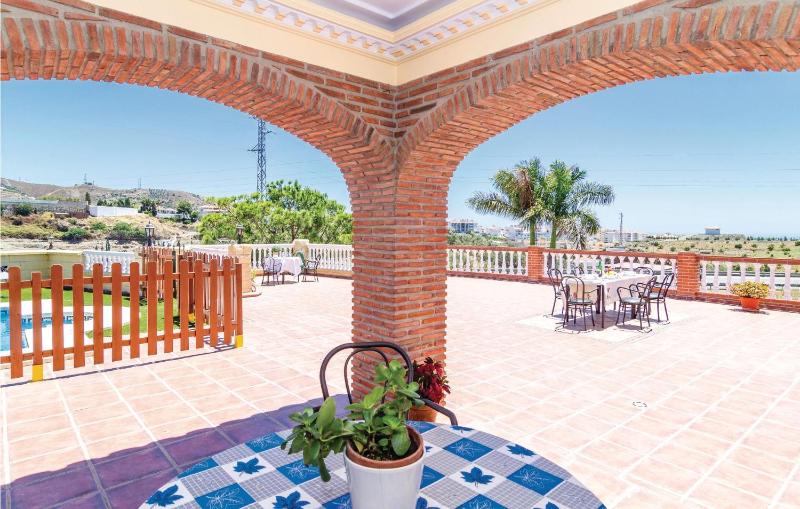 Lovely Home In Torrox - image 13