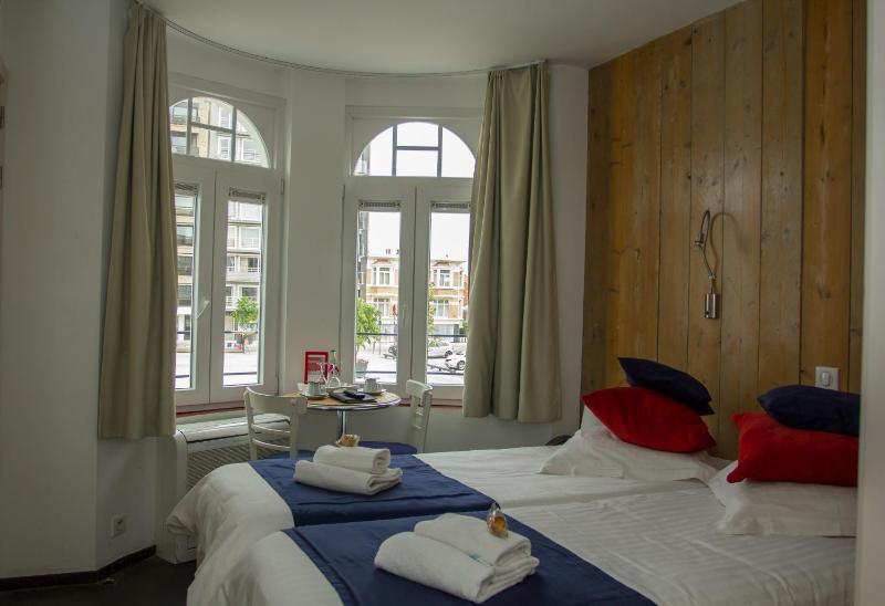 Standard Single Room image 2