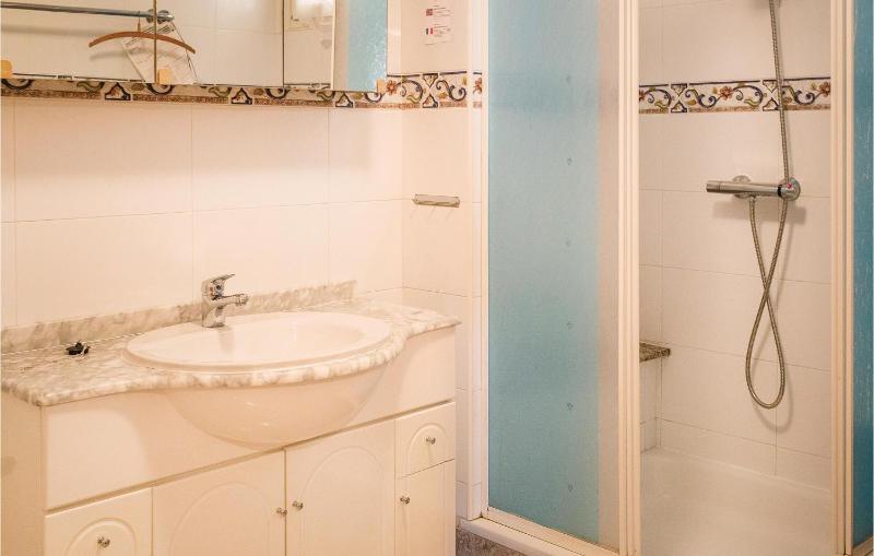Two-Bedroom Holiday Home image 2