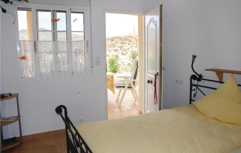 3 Bedroom Amazing Home In Monnegre - image 21