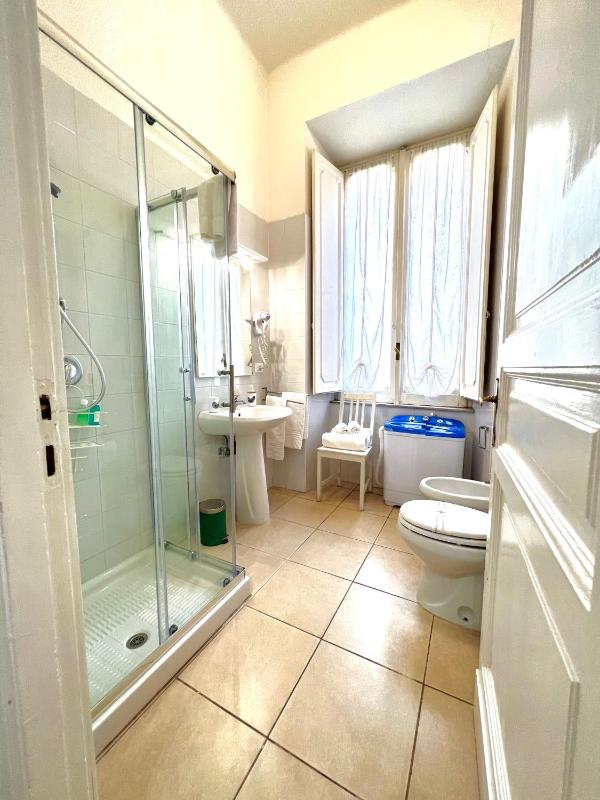 Double or Twin Room with Balcony image 3