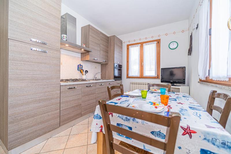 Apartment in villa 2 to 4 persons with large garden stella - image 19