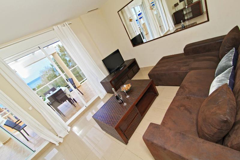 Apartamentos Carlton VyB - image 11