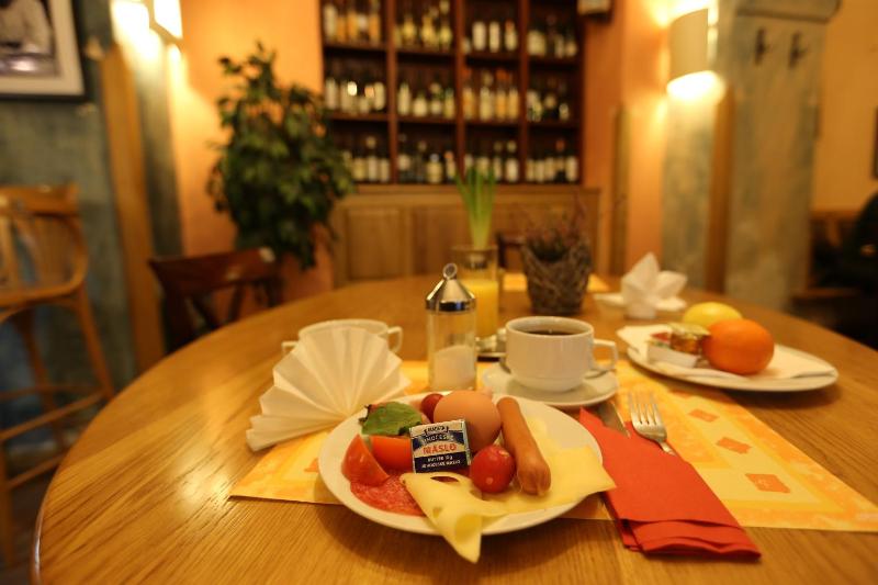 U Cervene zidle - Red Chair Hotel - image 8