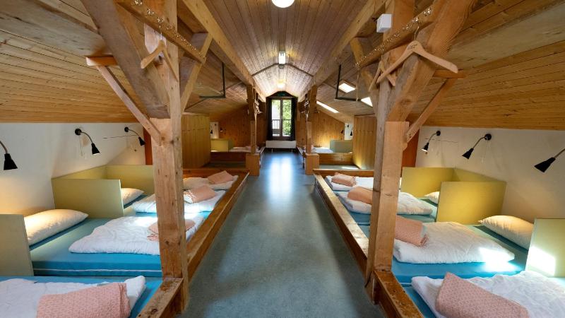 Single Bed in Dormitory Room image 4