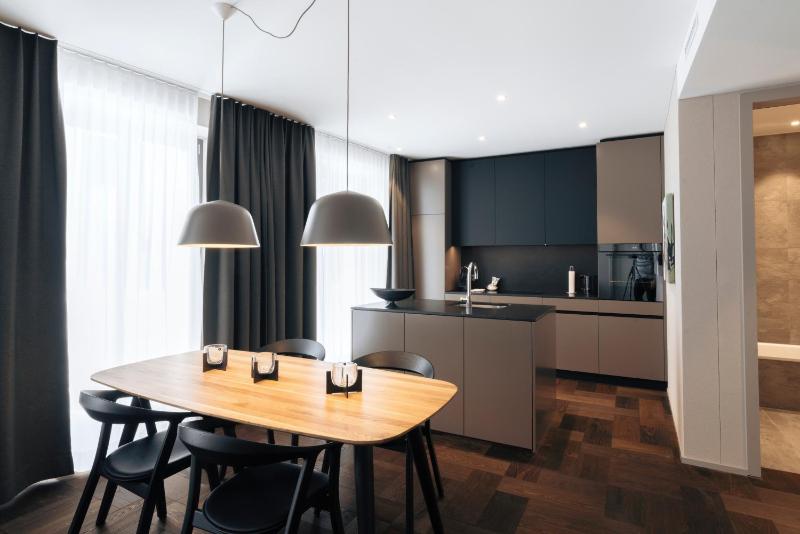 One-Bedroom Superior Apartment image 4