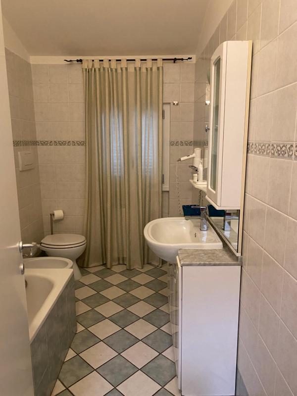 Deluxe Double Room (2 Adults + 1 Child) image 4