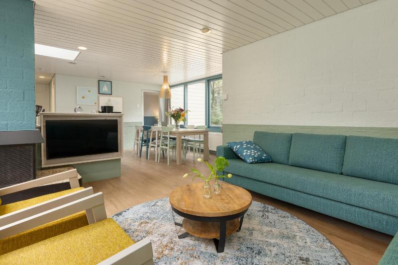 Superior Bungalow image 1