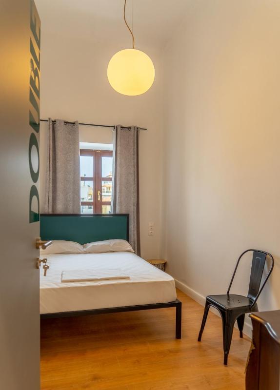Double Room with Shared Bathroom image 3