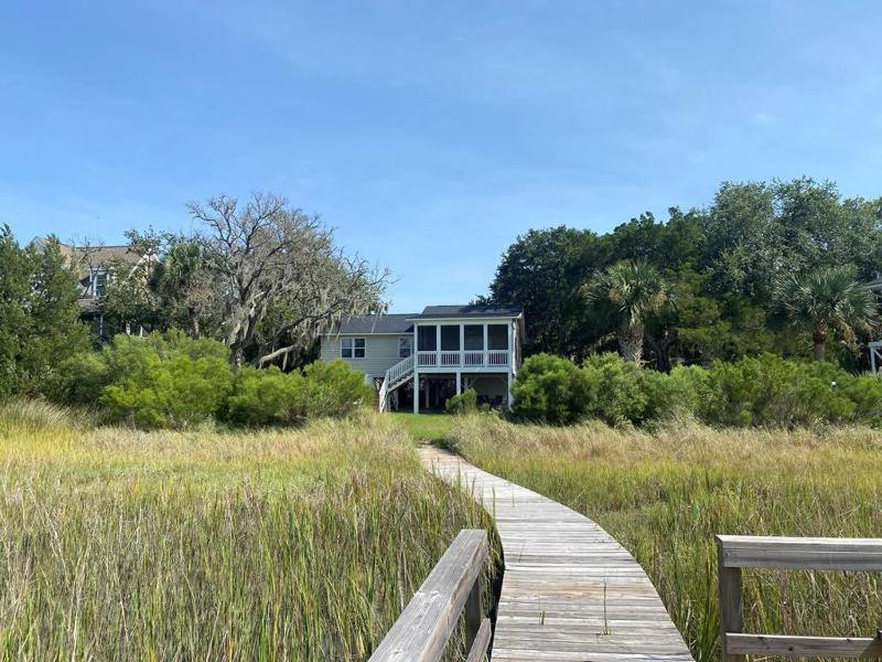 Three-Bedroom Holiday Home  image 1
