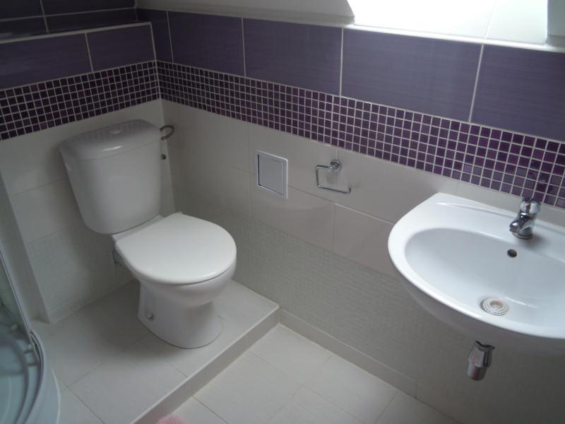 Quintuple Room with External Private Bathroom image 4