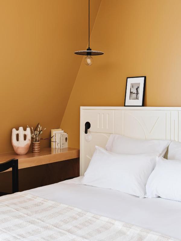 Classic Double Room image 1