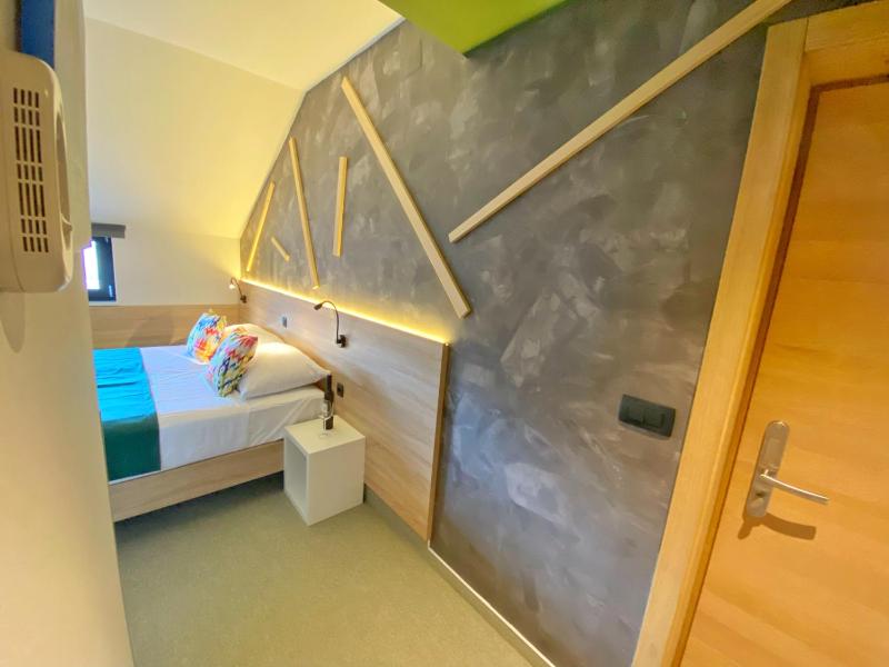 Economy Double Room image 4