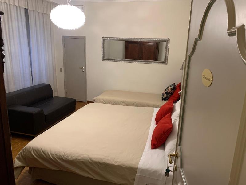 Classic Triple Room image 4