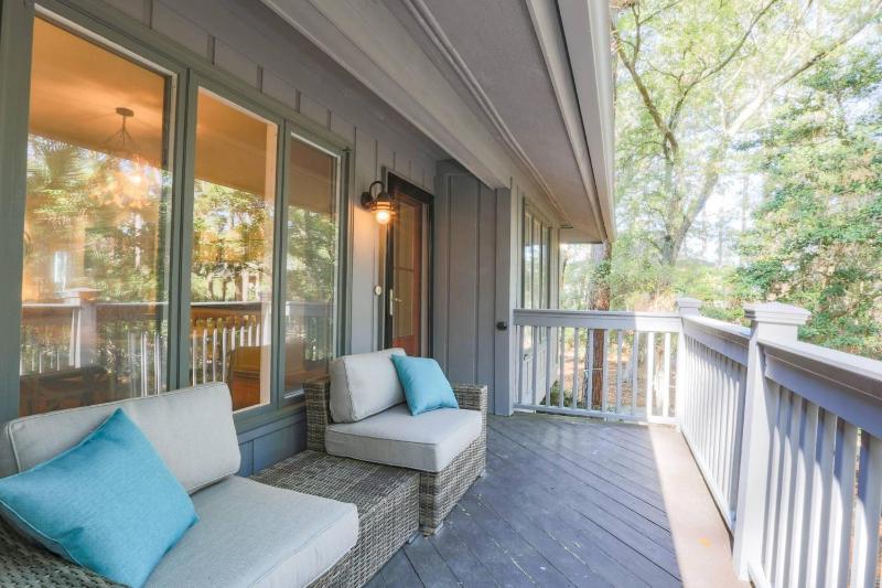 Riverhouse - image 7
