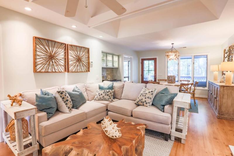 Riverhouse - image 39