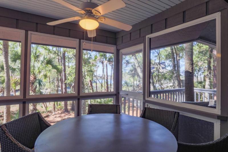 Riverhouse - image 27