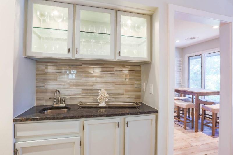 Riverhouse - image 33