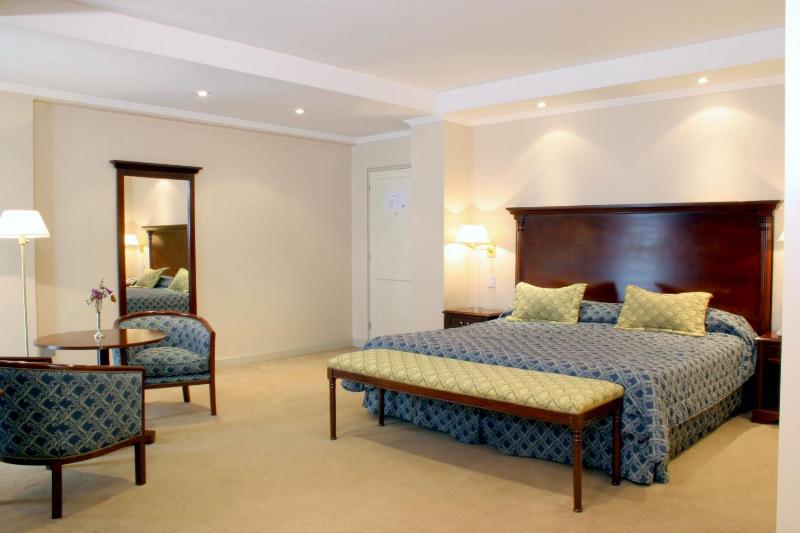 Provincial Plaza Hotel - image 39