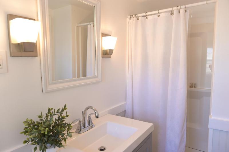 Standard Double Room image 2