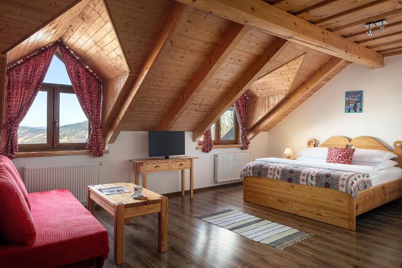 Double Room image 1