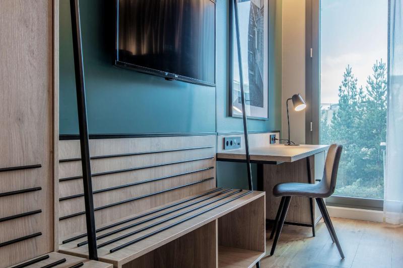 Standard Room image 3