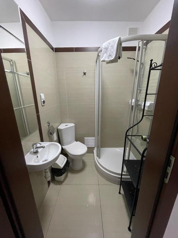 Double Room with Extra Bed image 3