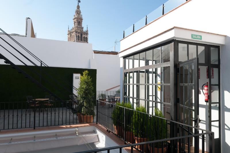 Suites Murillo Catedral - image 14