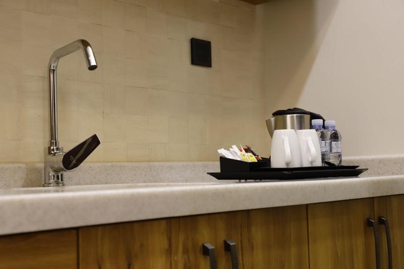 PRIMOTEL Elite As Salamah - Serviced Apartments - image 15