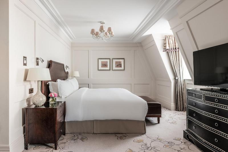 Club Junior Suite image 3