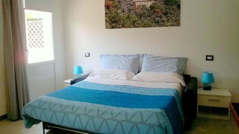 Studio Apartment image 4