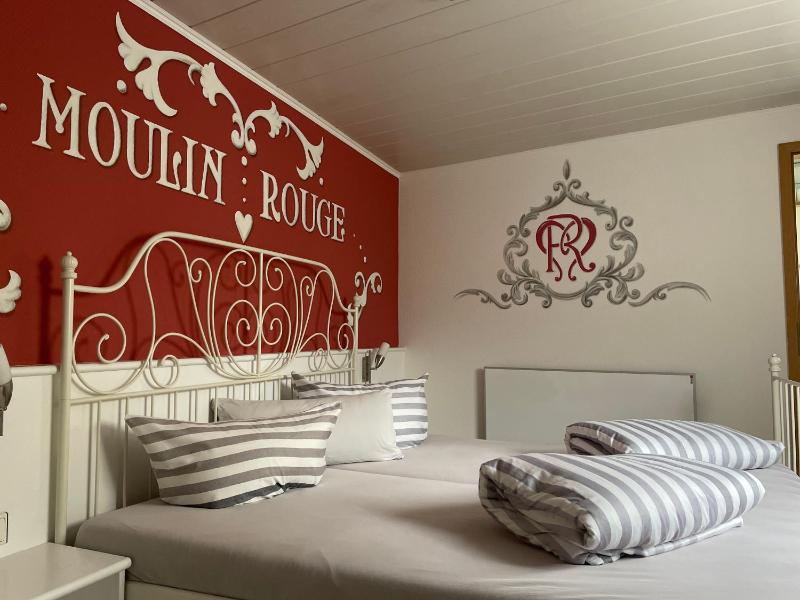 Double Room image 1