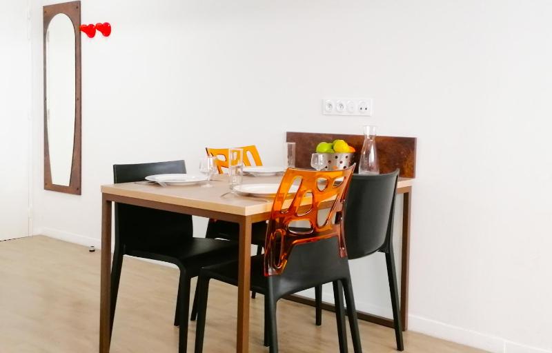 Appart-Hotel Mer & Golf City Ile de Nantes - image 10