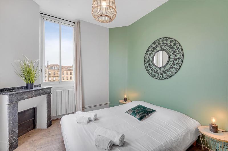 L'APOLLINAIRE - à 5 minutes du centre ville - image 7