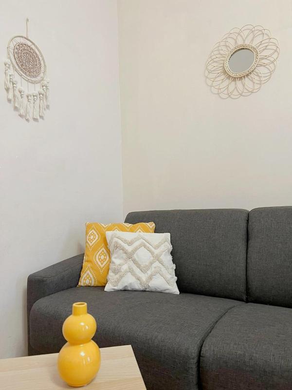 Modern Apartment Krakovska - image 1