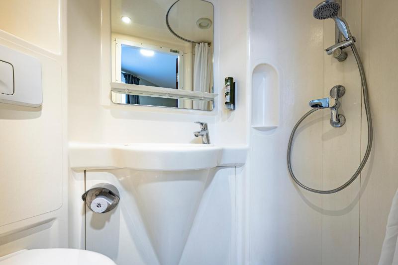 Double Room image 2