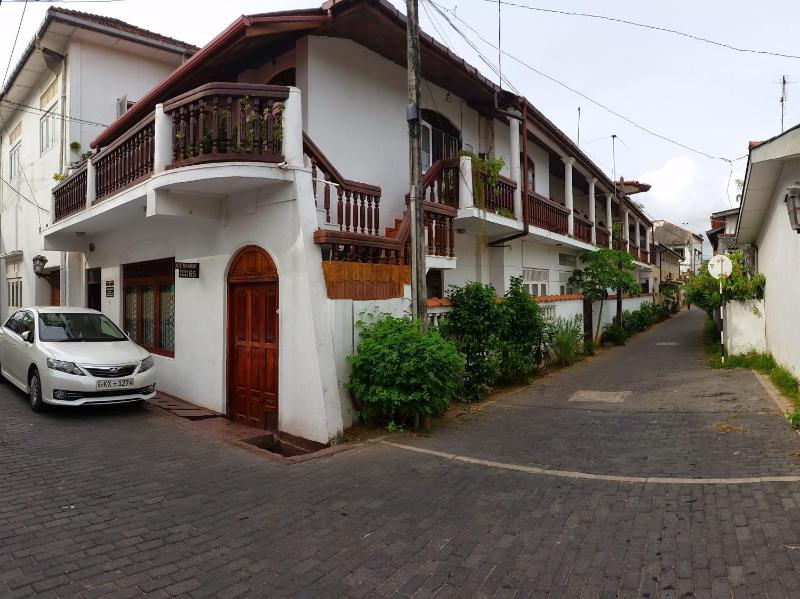 Wijenayake's - Beach Haven Guest House - Galle Fort - image 9