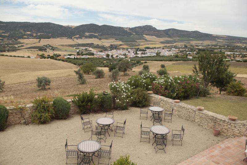 Arriadh Hotel - image 29