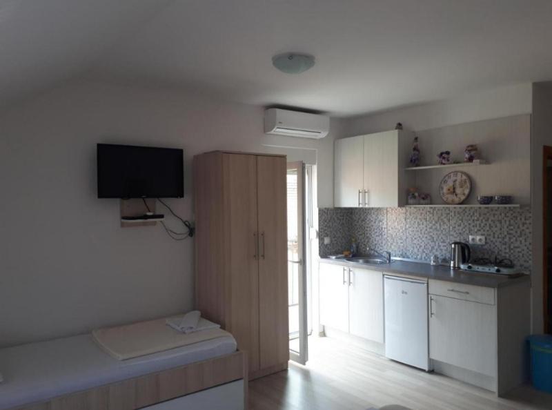 Deluxe Villa image 2