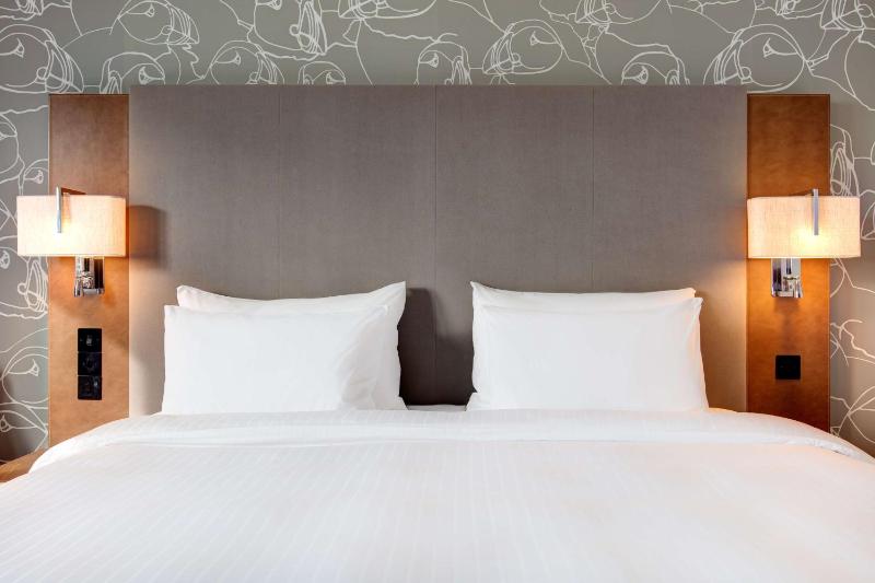 Superior Room with Sea View image 3