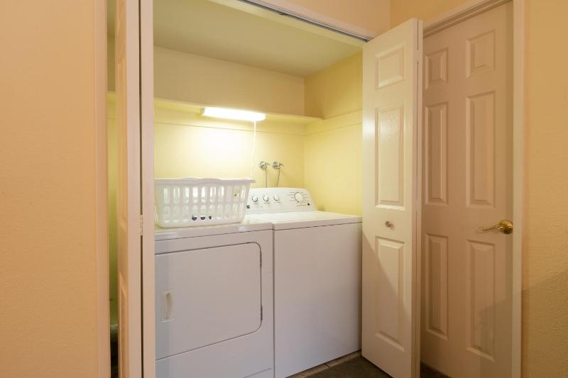 One-Bedroom Suite image 3