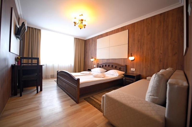 Superior Double Room image 4