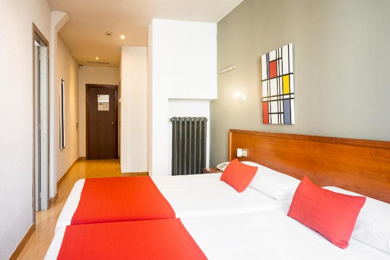 Double or Twin Room image 1