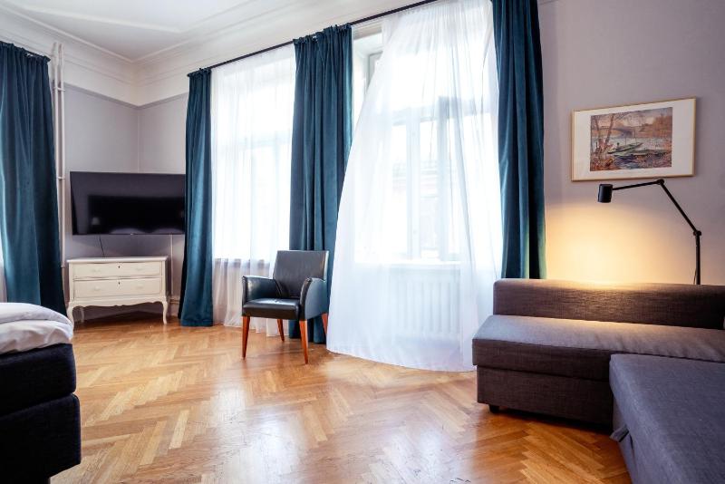 Quadruple Room image 1