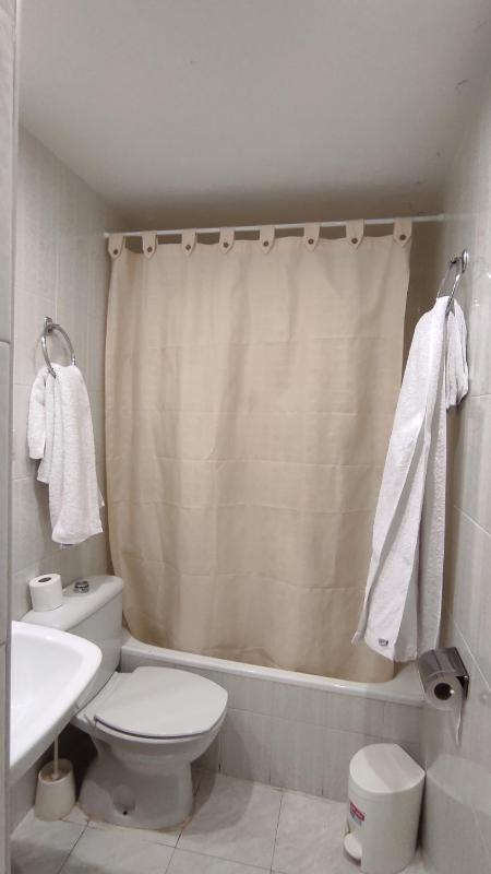 Twin Room with Extra Bed image 2