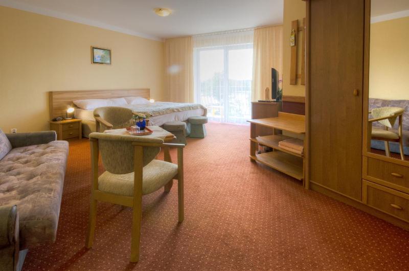 Triple Room image 2