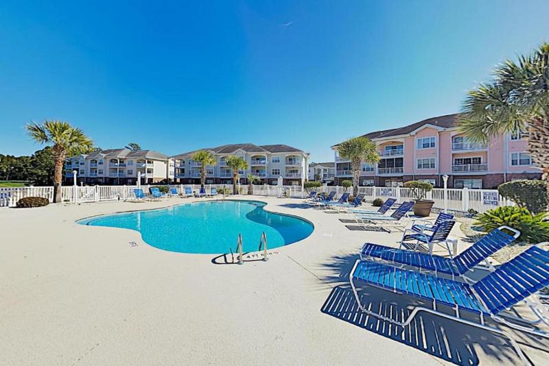 Tranquil 3BR Condo in Magnolia Point near Myrtlewood Golf Resort - image 4