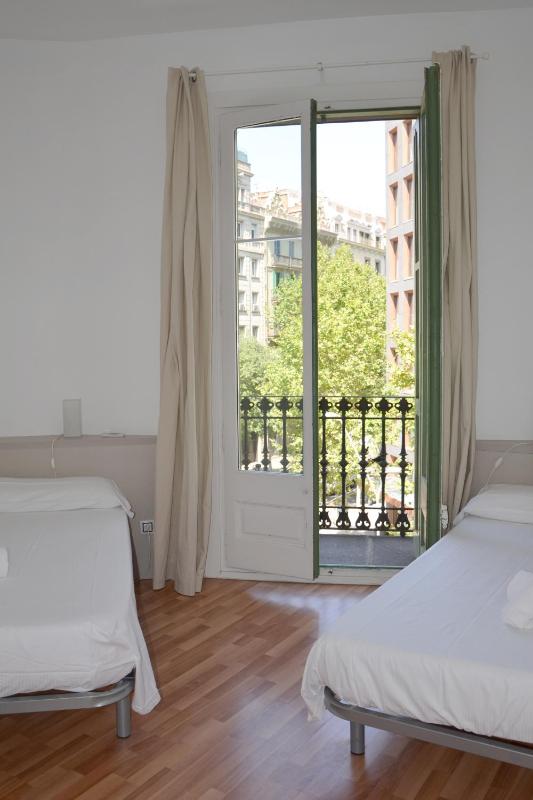Claris Apartments - image 6