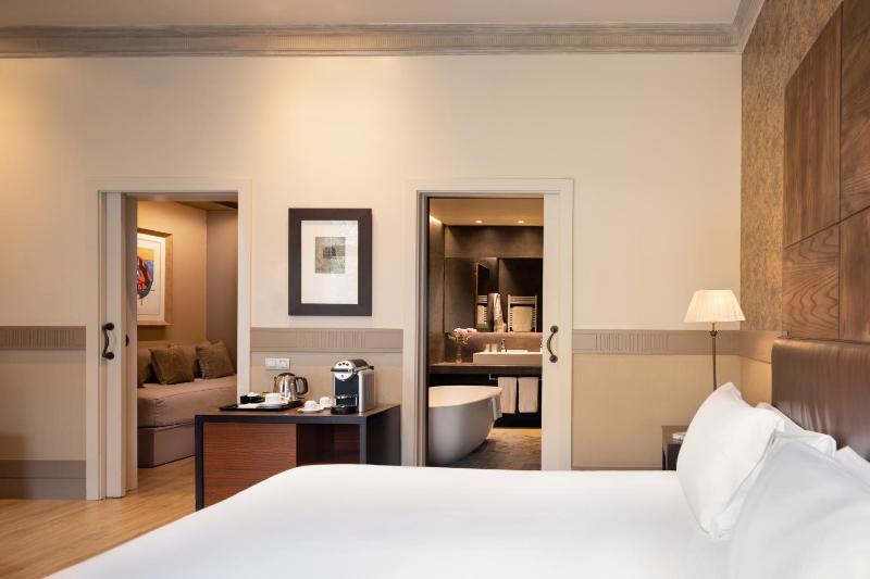 Junior Suite image 4