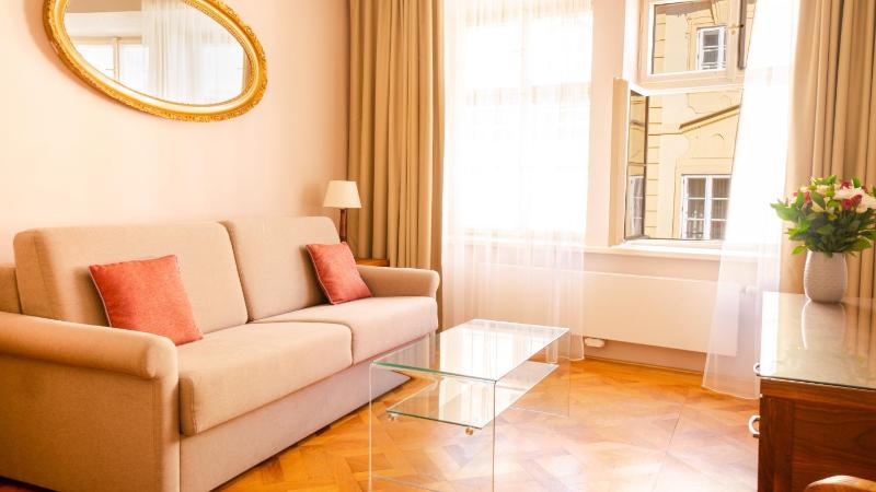 Executive Double or Twin Suite image 3